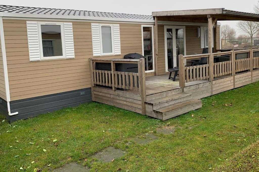 Gezellig Chalet In Het Mooie Zeeland - 东卡佩勒 外观 照片